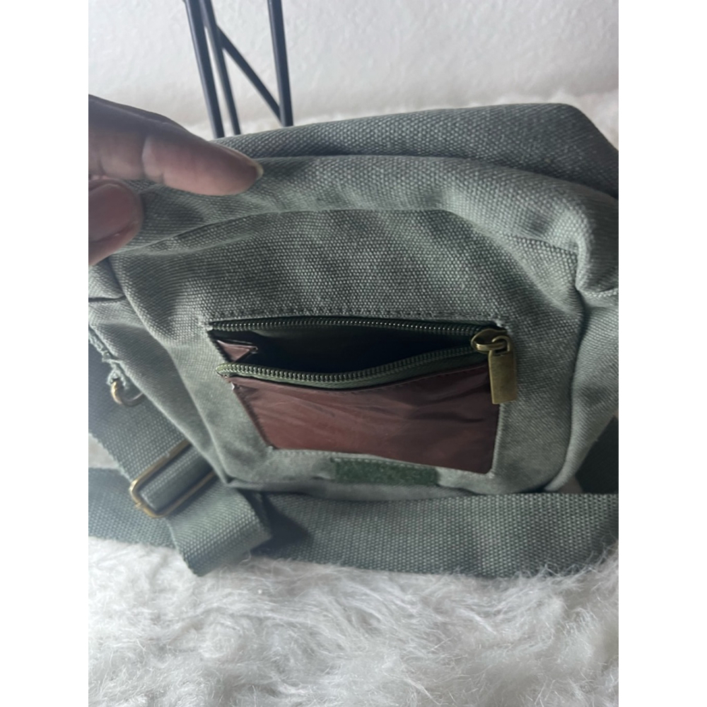 Berlin Army Green Canvas Crossbody Bag Purse Adjustable Strap - UK Flag Germany - Picture 4 of 10